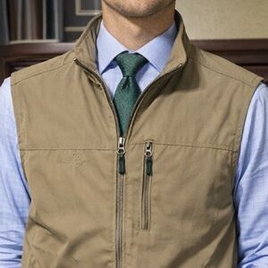 Men's Lightweight Tan Vest with Zip Pockets